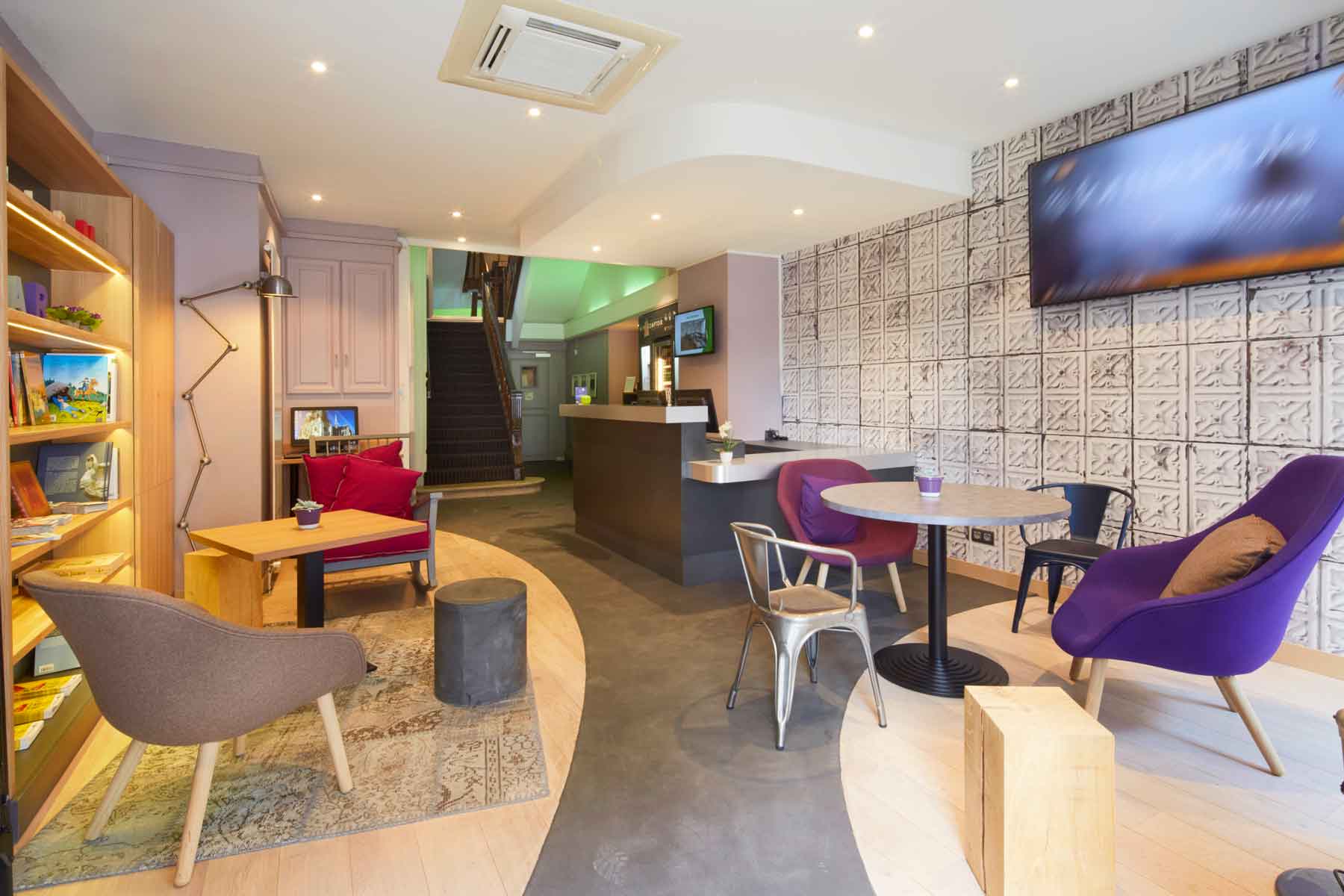 Groupe MyHotels – Campanile Orléans Centre Gare – Lobby