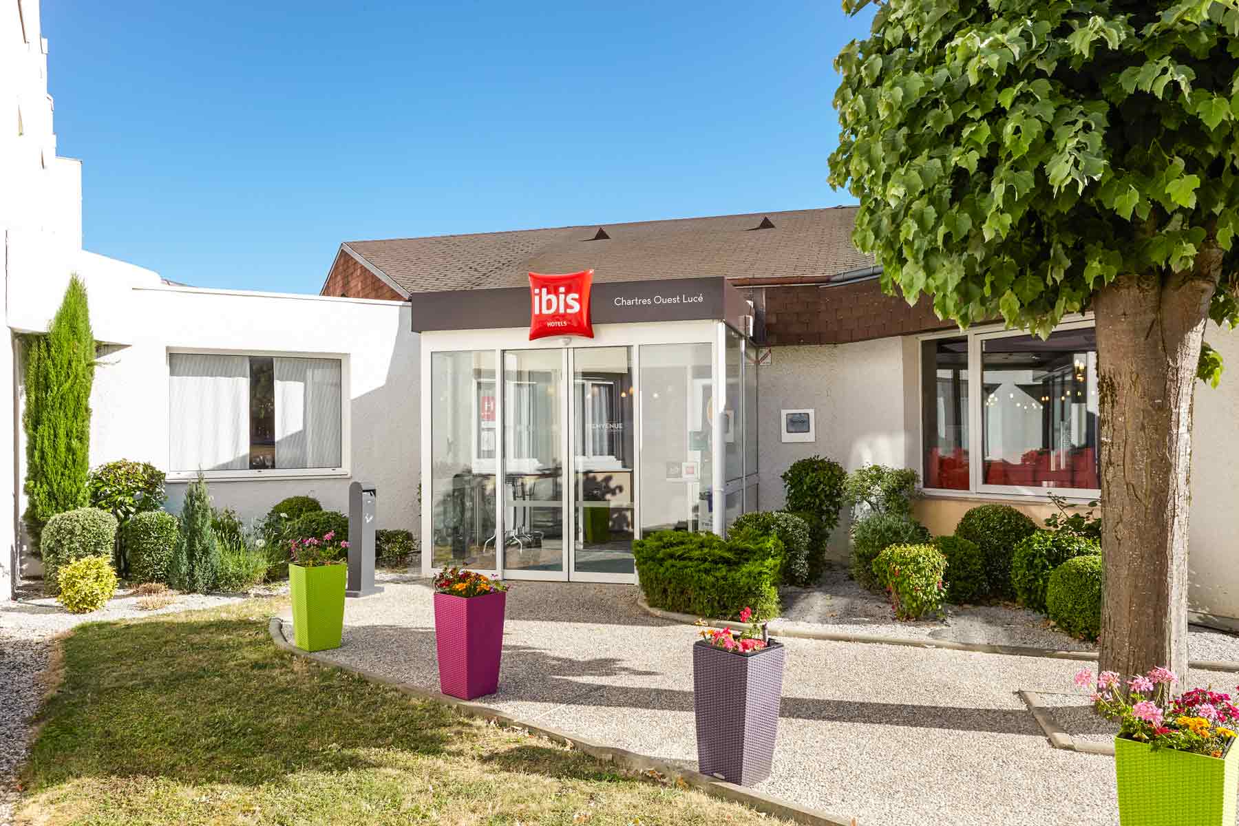 Groupe MyHotels – Ibis Chartres – Façade
