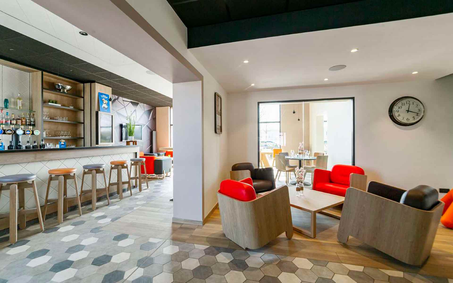Groupe MyHotels – Campanile Chartres – Bar