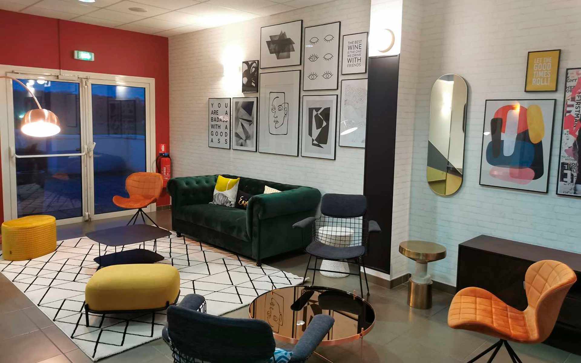 Groupe MyHotels – Kyriad Chartres – Lobby