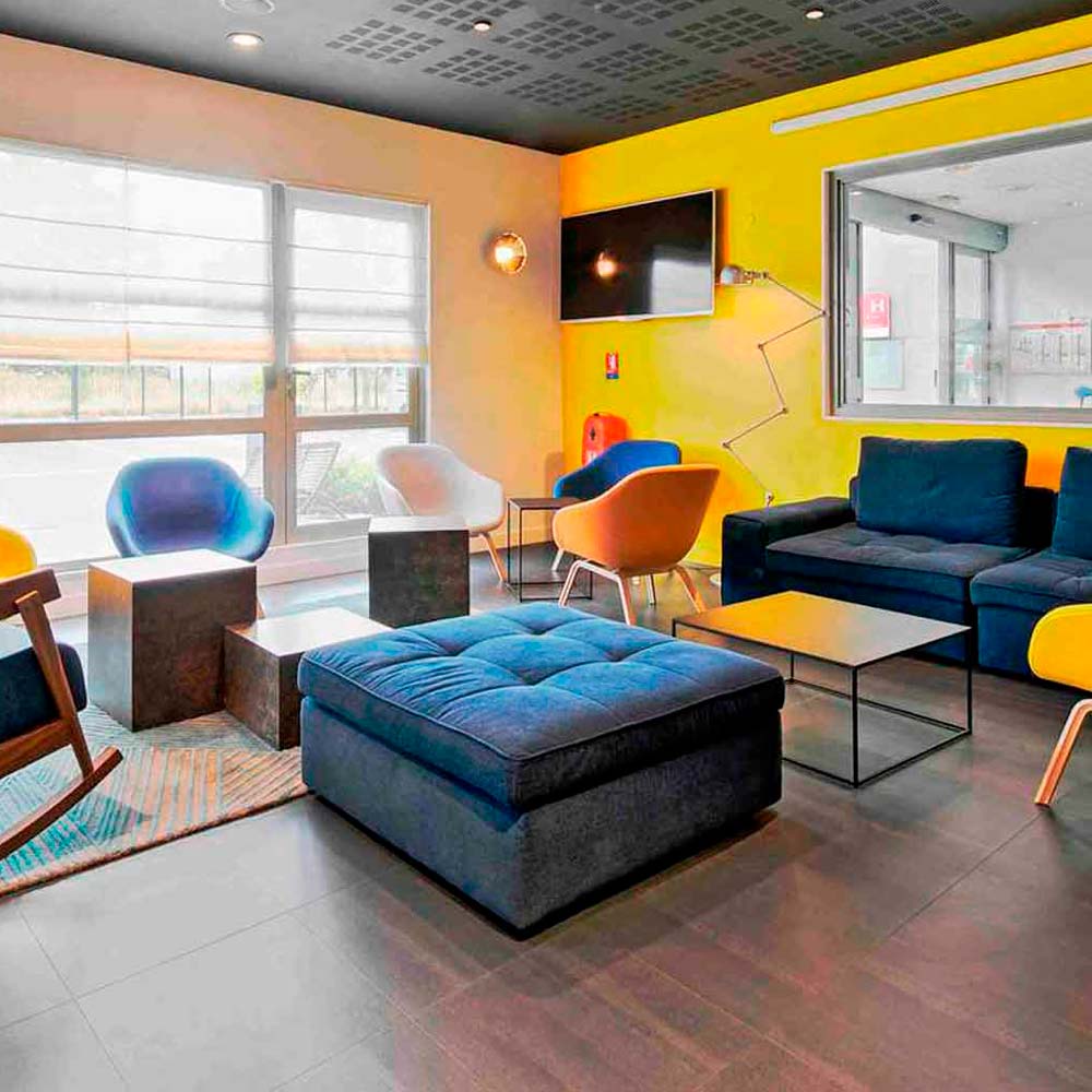 Groupe MyHotels – Campanile Chartres – Lobby